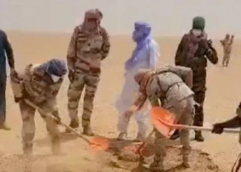 49 Die of Thirst in Sahara After Lorry Breakdown Leaves Group Stranded