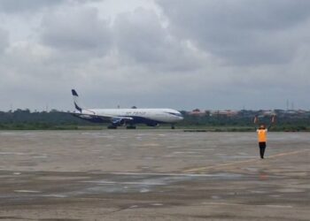 Final Air Peace Flight Brings Last Nigerian Evacuees Home From South Africa