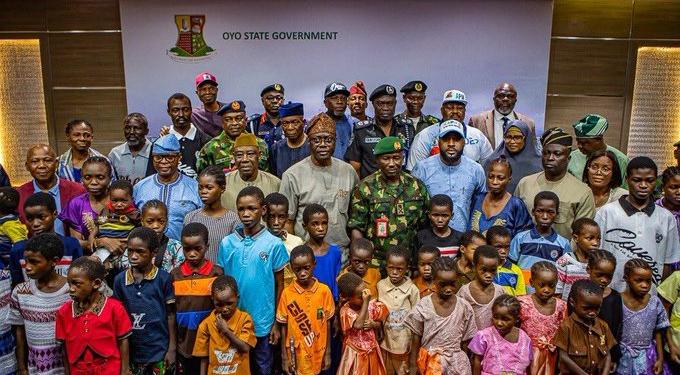 NIGERIA: Governor Makinde Inaugurates Panel to Probe Oriire School Abduction