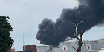 (VIDEO) BREAKING: Bono Energy Tank Farm Explodes in Apapa, Lagos