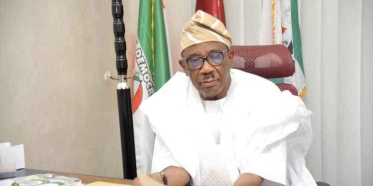 Nigeria: Osun APC Senator Fadahunsi Quizzed by Police Over Viral ‘Kill Accord Members’ Remark