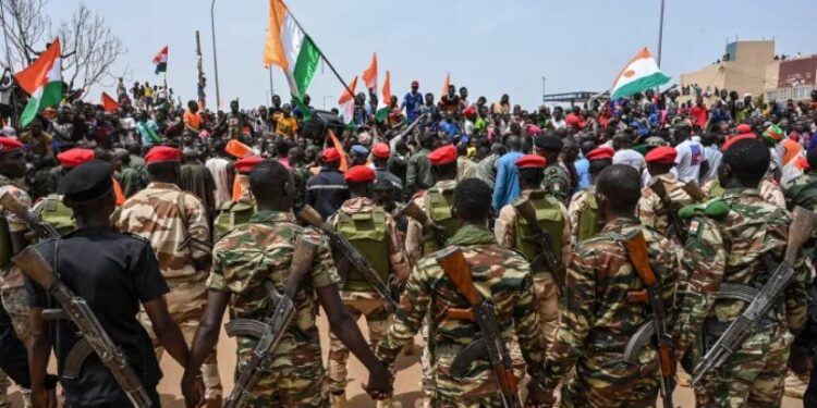 Calm Returns to Niger Capital After Failed Army Mutiny