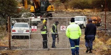 14 Suspected Illegal Miners Killed in South African Dump Site Collapse