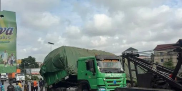 NIGERIA: Two Accidents Cause Traffic Gridlock on Gbagada Expressway