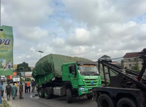 NIGERIA: Two Accidents Cause Traffic Gridlock on Gbagada Expressway