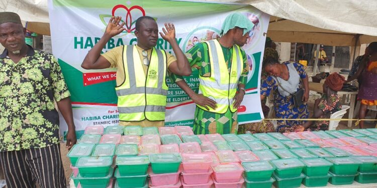 Nigeria: (VIDEO) Habiba Charity Foundation Feeds Over 600 Less Privileged People in Abeokuta